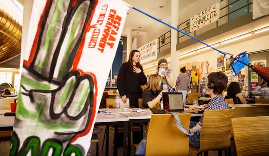 Pro-Palestijns protest aan UGent laait opnieuw op: ‘We verwachten meer daadkracht nu Petra De Sutter rector is’