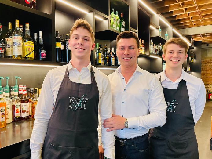 Gil Bultereys, Joris De Pauw en Nicolas Pyk van New York Café in Aalst.