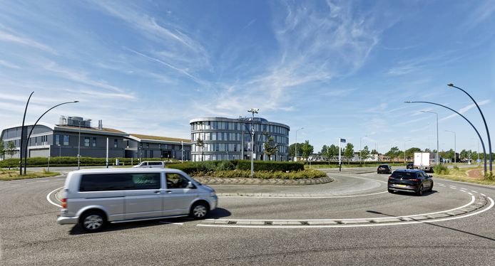 De Keulsebaan richting Ladonk.