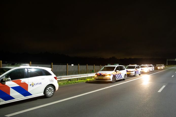 Politieauto's op de A27.