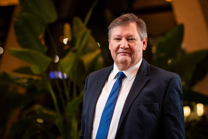 Paul D’Hoore, journaliste et expert financier pour la télévision privée flamande.