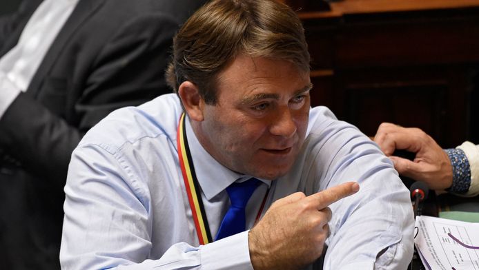 Minister van Landbouw Ducarme.