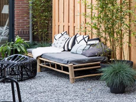 Zo breng je zachtheid in je tuin met de Japandi-stijl