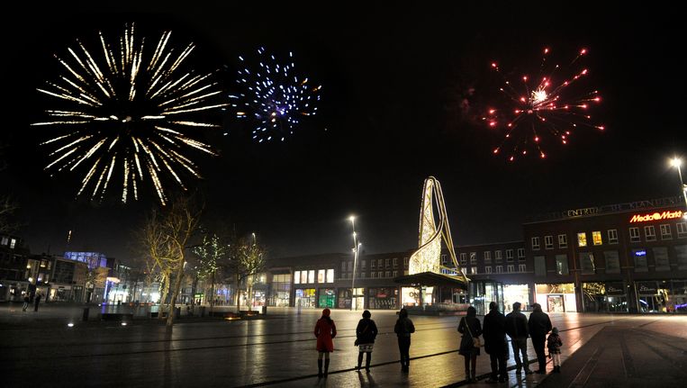 Lezers Over Vuurwerk Is Het Afsteken Geen Mooi Onderwerp Voor Een Referendum De Volkskrant