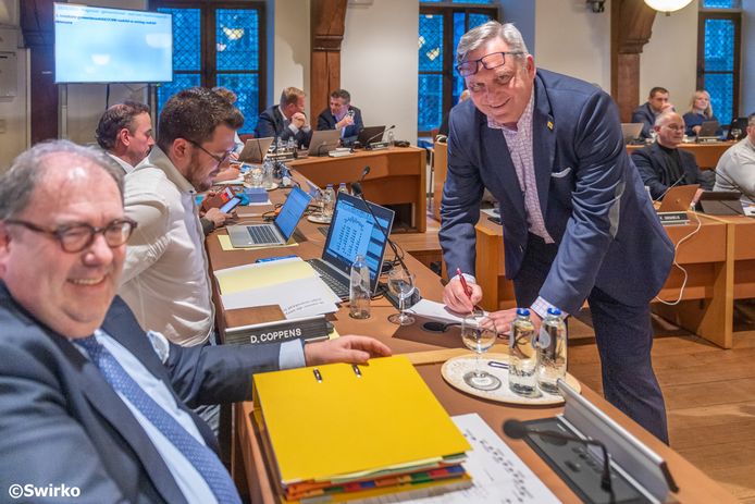Eedaflegging Maarten Blommaert en Dirk Verleysen.