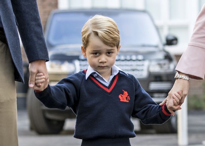Prins George op zijn allereerste schooldag vorig jaar.