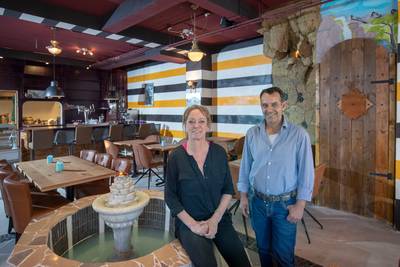 Syrische vluchteling begint markt in Wageningen: 'Als je eerlijk je verhaal vertelt, willen mensen je helpen'