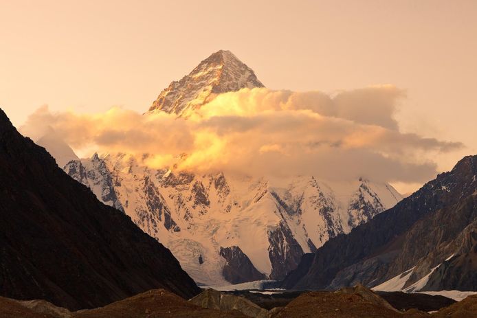 In de bergachtige regio van Gilgit-Baltistan kunnen gletsjermeren een vloedgolf veroorzaken.