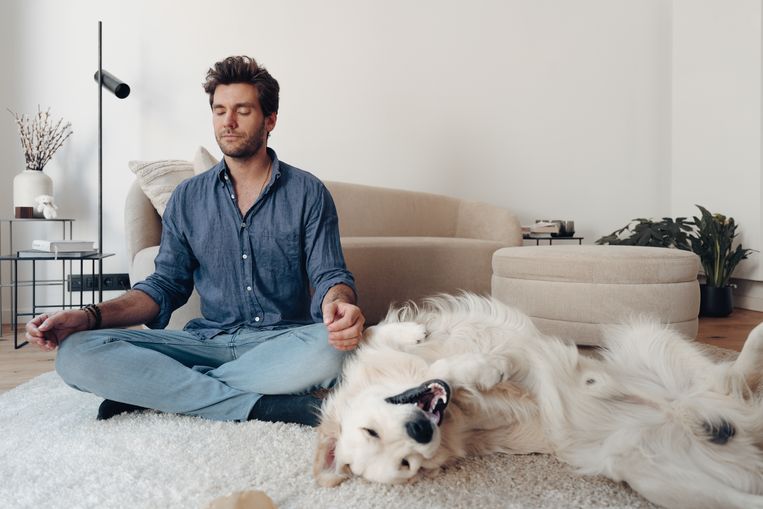 Het weekendritueel van ‘First dates’barman Bram Van Geert mediteren