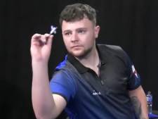 Deze onbekende darter gooide bijna wereldrecord Peter Wright aan diggelen