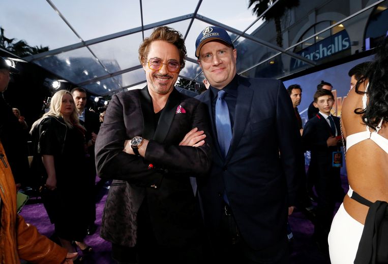 Los Angeles - 23-04-2018. Robert Downey Jr. (Iron Man) en Kevin Feige tijdens de première  van Avengers: Infinity War Beeld Reuters