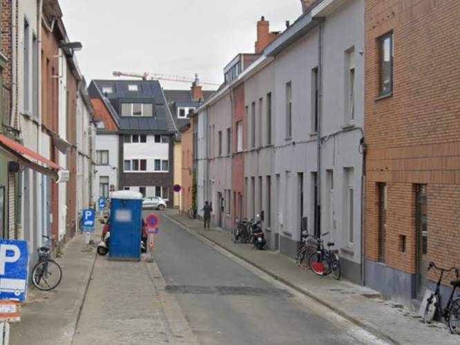 Burenruzie in Gent loopt volledig uit de hand: man slaat buurman twee keer neer met baseballknuppel