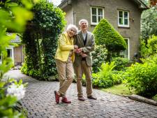 Wim wordt 87, maar peinst er niet over te stoppen met werken: ‘Soms wel bukken voor rondvliegend porselein’