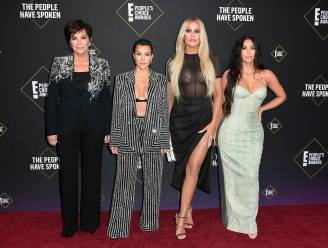 Nieuwe driedelige serie over Kardashian-familie op komst: “Insiders doen hun zegje over de familie”