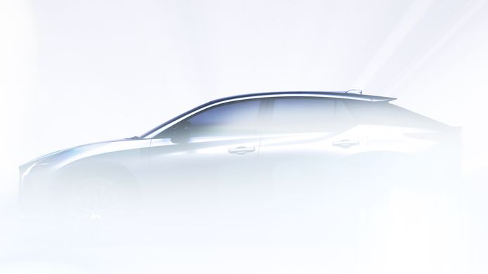 Het silhouet van de RZ toont een grote auto met gestroomlijnde vormen