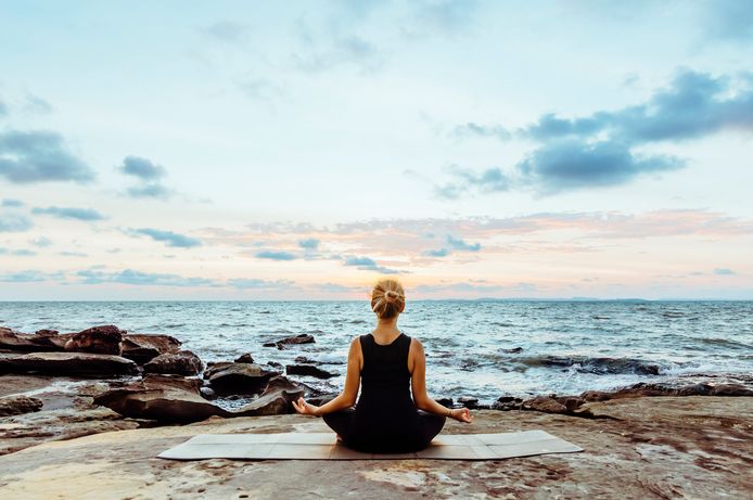 Mindfulness of meditatie: wat is nu precies het verschil? | Fit & Gezond |  hln.be