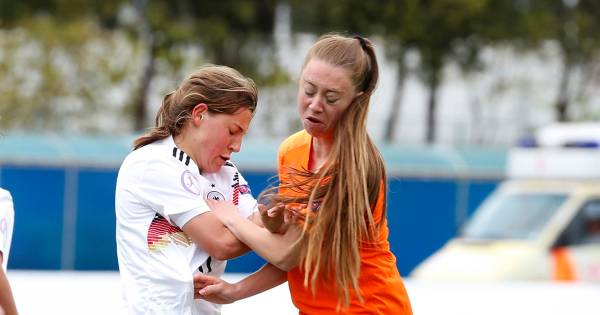 Kijk mee: Stampersgatse Zera (16) staat op scherp om de jonge Leeuwinnen aan Europese titel te helpe