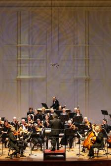 Arnhem Sinfoniëtta speelt Oekraïense muziek voor hulp aan het front