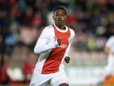 Jeugdspelers Ajax geven het slechte voorbeeld met ‘drama’ tegen Sporting