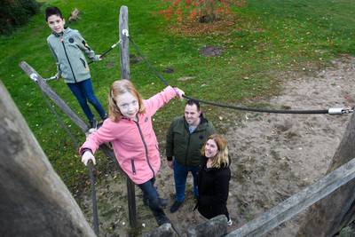 Adelynn zit in het lichaam van een jongetje, nu is ze een gelukkig meisje van 7: ‘Ze moet zichzelf k