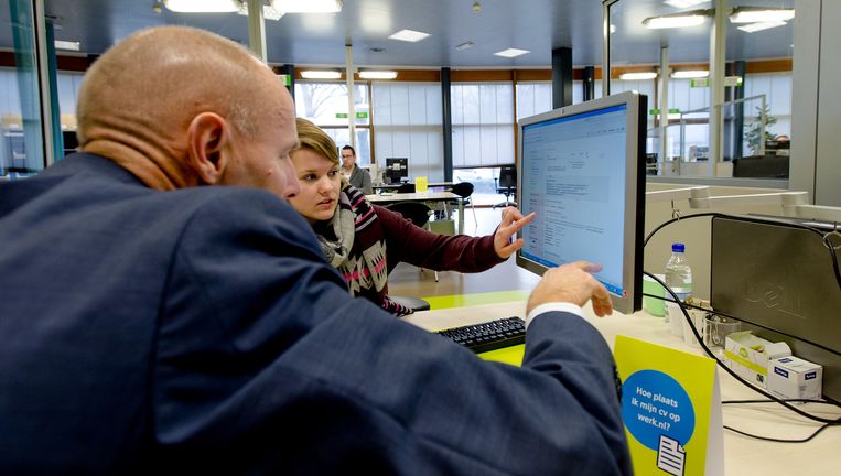 Werkzoekenden bij het UWV Beeld anp