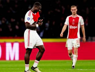 Opnieuw zorgen om Ajax-spits Brian Brobbey: ‘Gek, de hele week is er niets aan de hand’