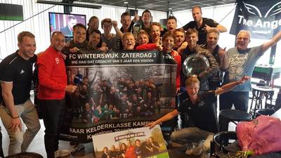 Winterswijkse ‘Angels’ met unieke voetbalwedstrijd tegen FC De Rebellen live op tv