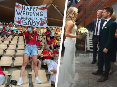 Kat Kerkhofs feliciteert Dries Mertens vanuit de tribunes in Sevilla met hun zesde huwelijksverjaardag