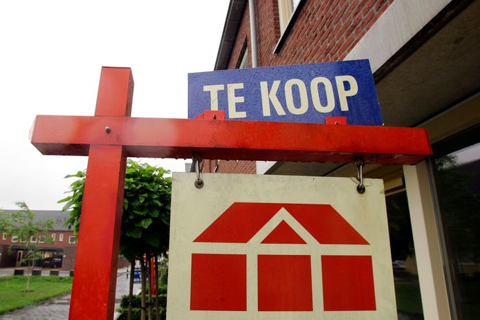 De verhuisbewegingen uit de Randstad zorgen voor een toenemende druk op de oostelijke woningmarkt.