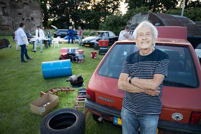 Ruïnetheater Batenburg brengt veel flauwekul en wat engagement
