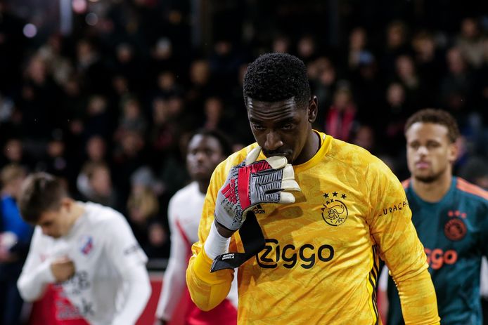 Bruno Varela beleefde een dramatische avond met Jong Ajax tegen Jong FC Utrecht (7-2 verlies).