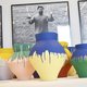Kunstenaar smijt dure vaas van Ai Weiwei aan diggelen