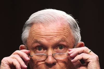 Justitieminister Sessions neemt ontslag, op ‘verzoek’ van Trump
