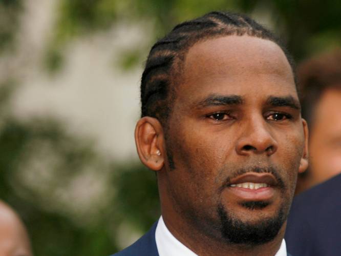 Advocaten R. Kelly eisen uitstel van rechtszaak omdat de rapper niet kan lezen