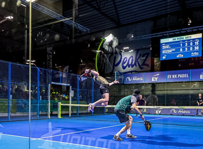 Het NK padel in de Zwolse IJsselhallen, voor de tweede keer.
