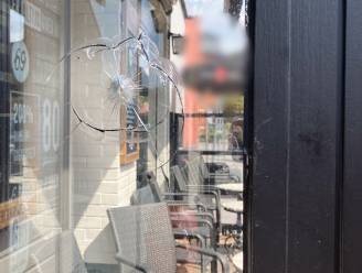 Café in centrum van Oudenaarde beschoten: “Gelukkig zat iedereen binnen”