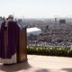Paus tikt rijke, corrupte Mexicanen op de vingers