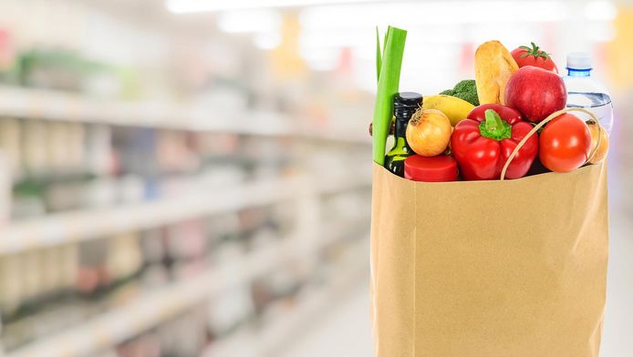 Lancée par les magasins et épiceries bio, la vente en vrac investit désormais la grande distribution non bio.
