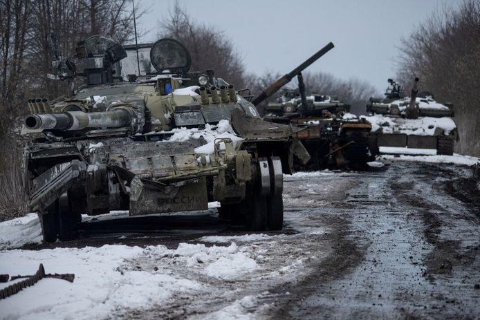 Российские танки уничтожены во льдах Украины