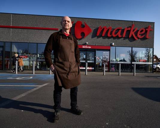 Denis Smets baat in Putte, Kortenberg en Boortmeerbeek een winkel van Carrefour uit.