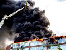 Flatbewoners voelen zich na horrorbrand in de steek gelaten: ‘Kinderen klimmen via steigers naar het dak’