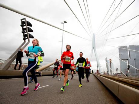 Inschrijving Bruggenloop geopend: Erasmusbrug doet dit jaar weer mee