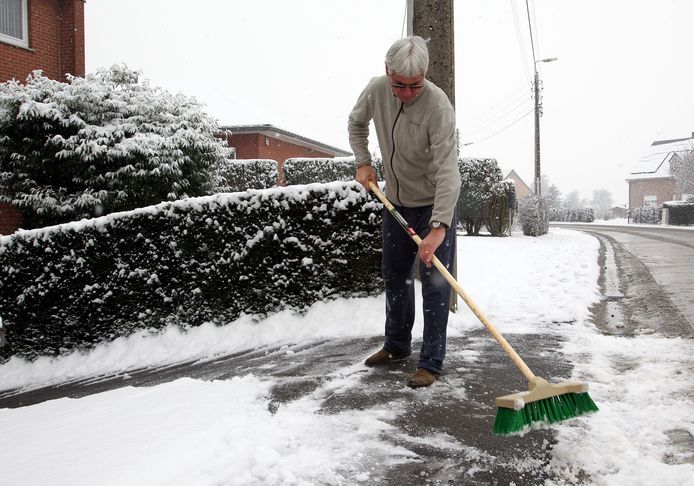 Neige : ne vous laissez pas piéger en voiture