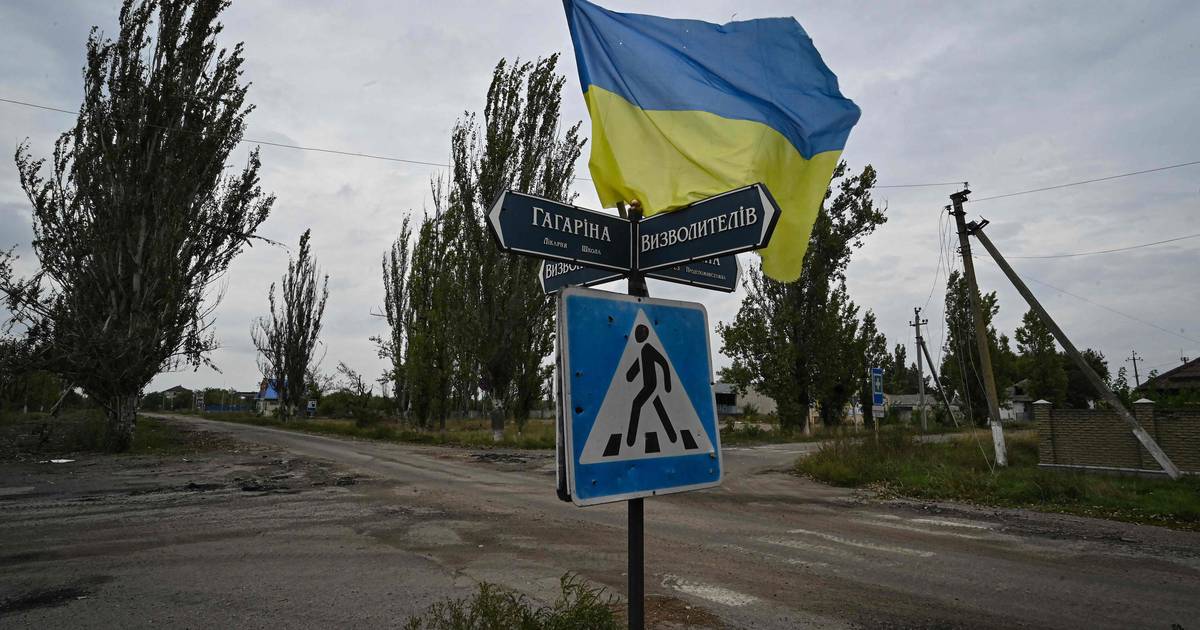 По данным Украины, отвоевали почти 1200 квадратных километров Херсонской области.  За рубежом