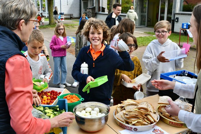 Superfood voor jonge helden in SBS De Octopus.