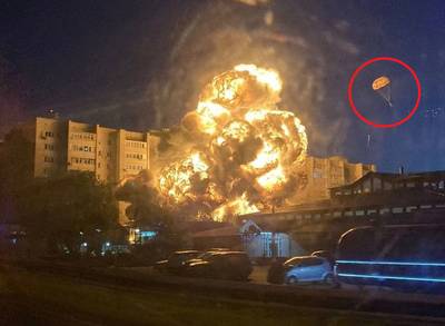 Flatgebouw in lichterlaaie nadat Russische straaljager crasht: zeker 2 doden en 15 gewonden