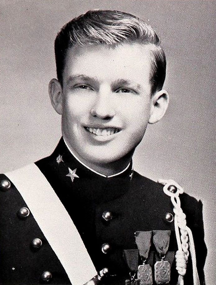 Trump in het jaarboek van de New York Military Academy.