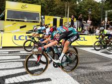 Jordi Meeus stunt en sprint naar ritwinst op Champs-Élysées, Jonas Vingegaard wint de Tour de France