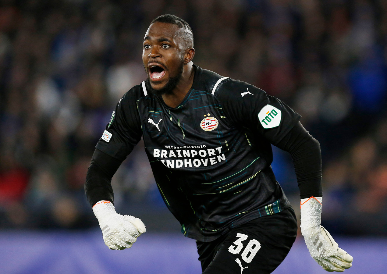 PSV mag niet klagen na gelijkspel in Leicester, beslissing valt in Eindhoven - Foto