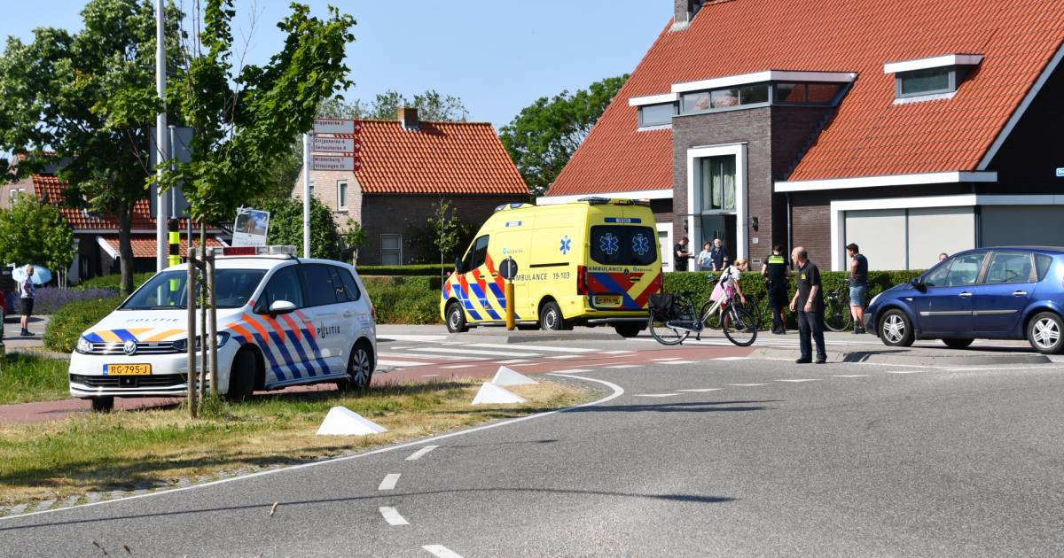 Fietsster aangereden op rotonde bij Meliskerke.